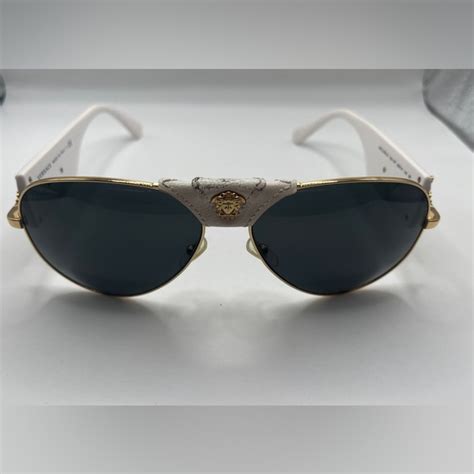 discontinued versace glasses.